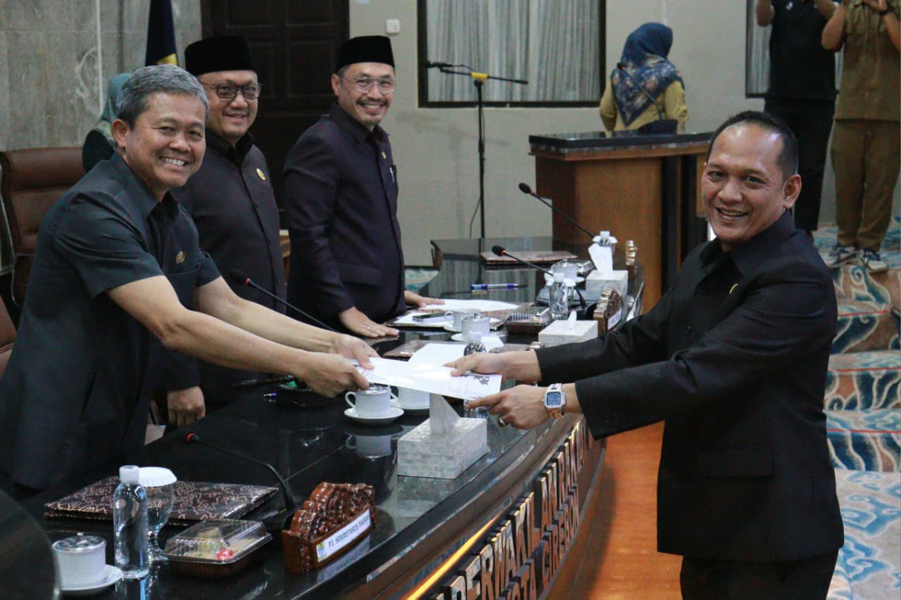 Pemkot Cirebon dan DPRD Tandatangani Kesepakatan KUA-PPAS Tahun Anggaran 2026